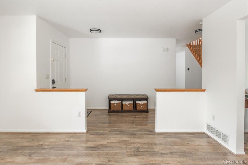 14170 W Warren Dr, Lakewood, CO 80228