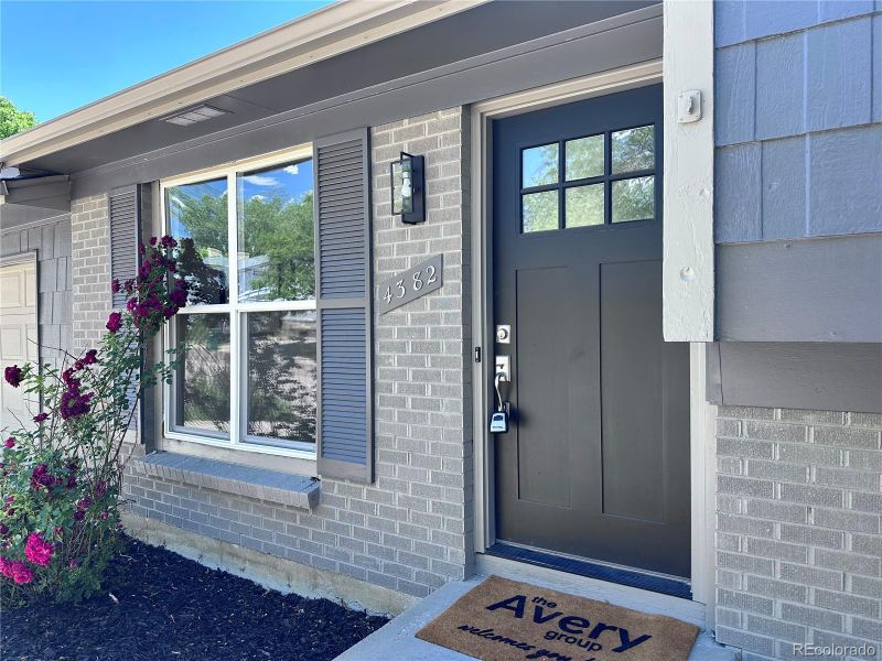 4382 S Xenon St, Morrison, CO 80465