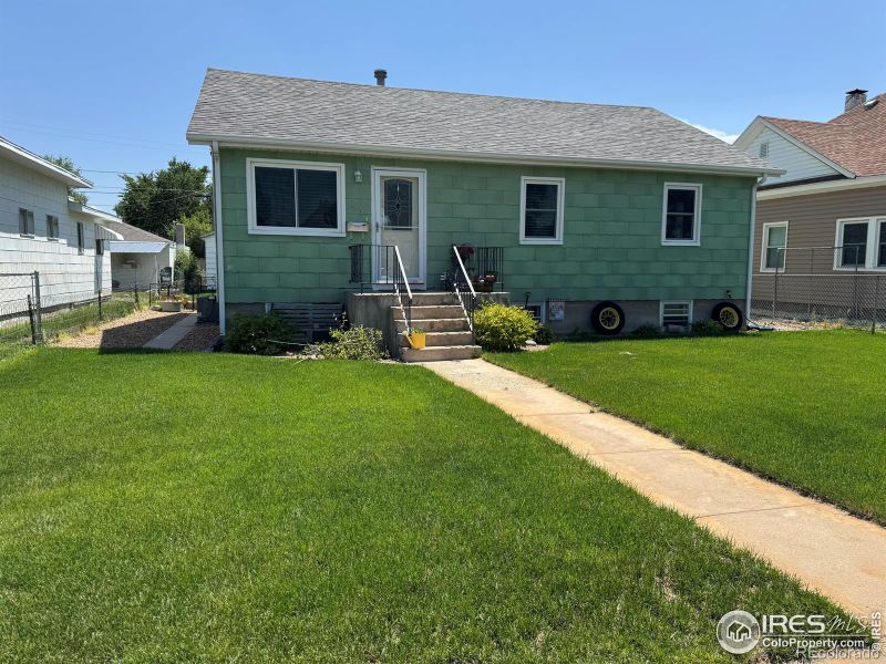 409 Cleveland St, Sterling, CO 80751
