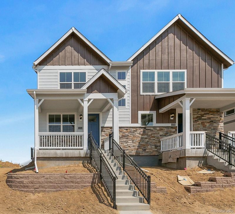 22272 E 7th Pl, Aurora, CO 80018