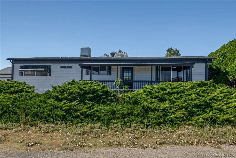 298 E Rolling Hills Dr, Pueblo, CO 81007