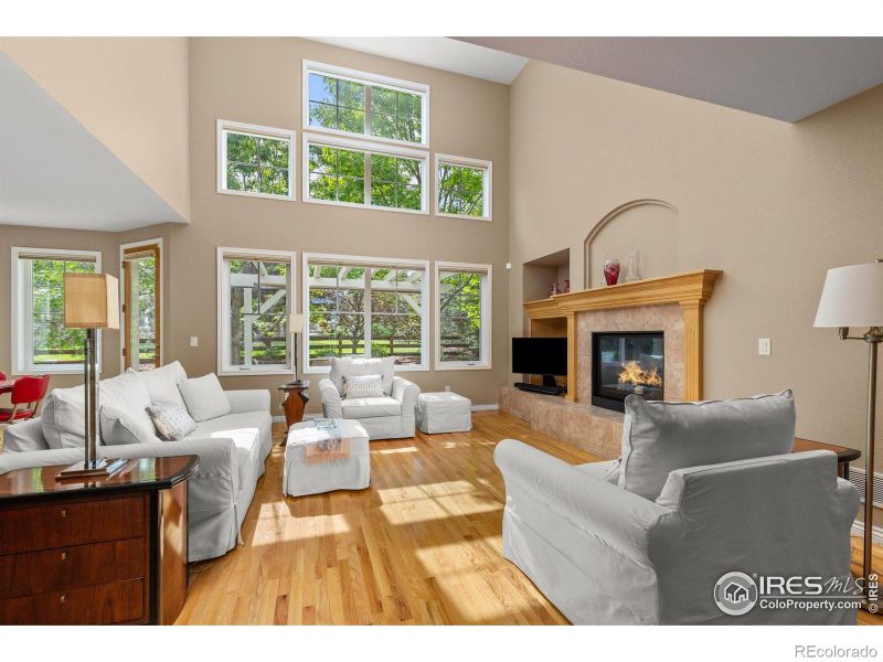 1231 Hawk Ridge Rd, Lafayette, CO 80026