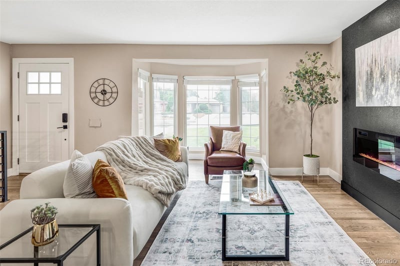 2941 Oneida St, Denver, CO 80207
