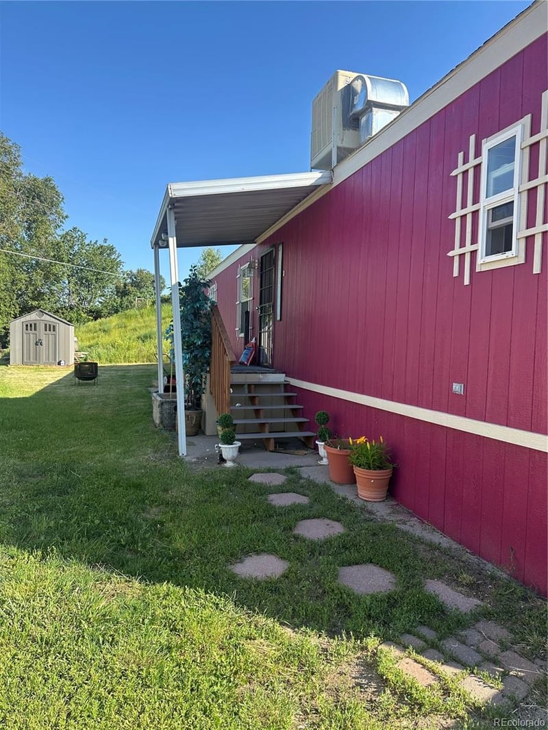 9400 Elm Ct Lot 519c, Denver, CO 80260
