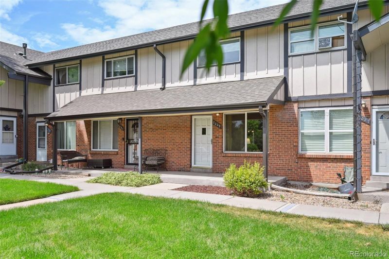 7029 S Webster St, Littleton, CO 80128
