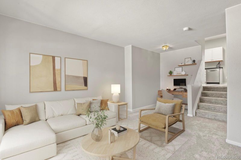 4574 S Cimmarron Cir #B, Aurora, CO 80015