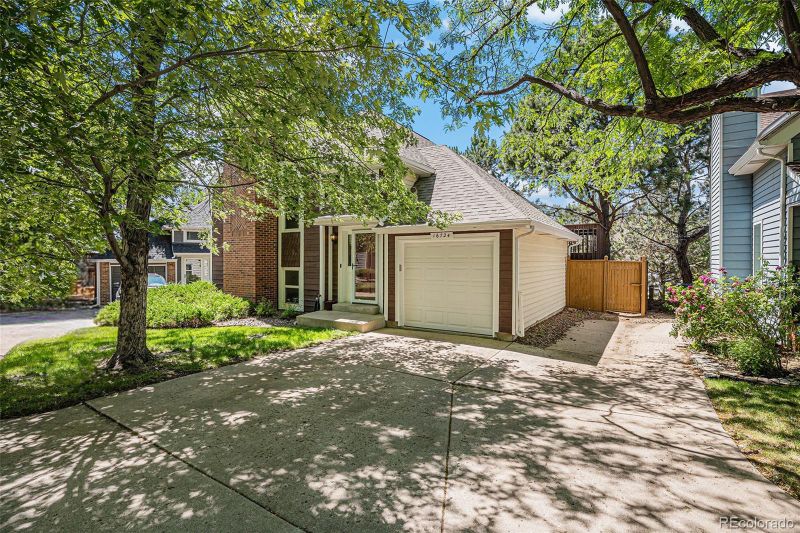 16724 E Hialeah Ave, Centennial, CO 80015
