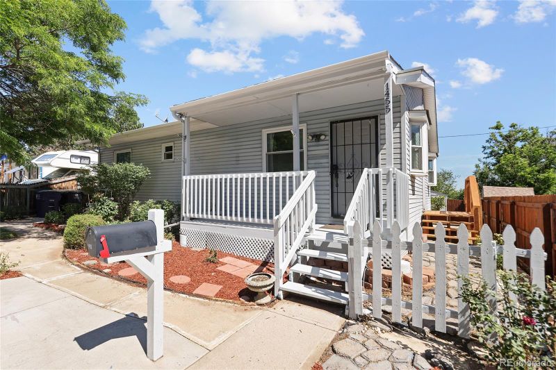 1455 W Alaska Pl, Denver, CO 80223