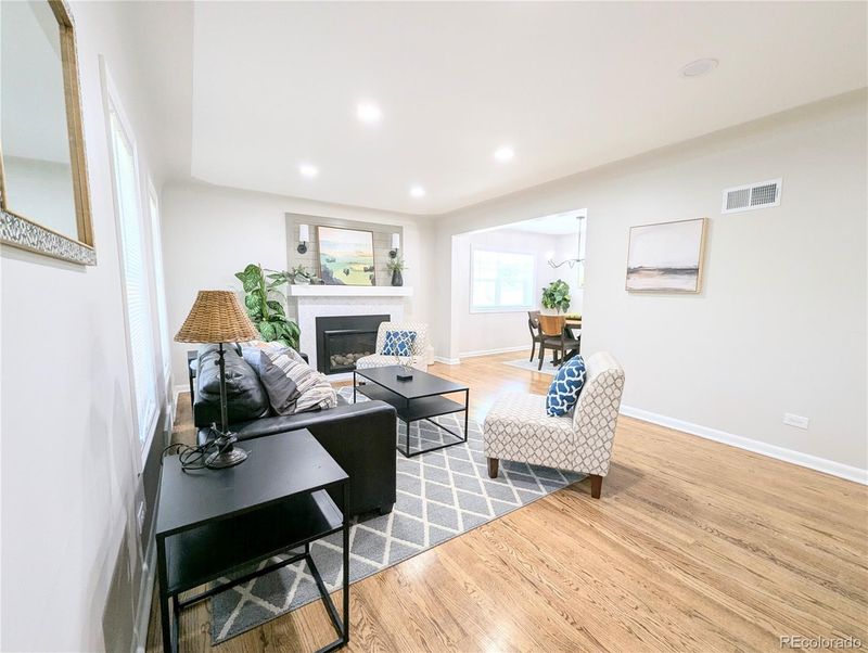 1054 Magnolia St, Denver, CO 80220