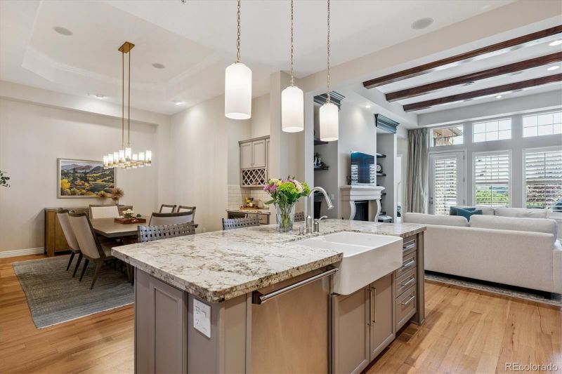 7834 Vallagio Ln, Englewood, CO 80112