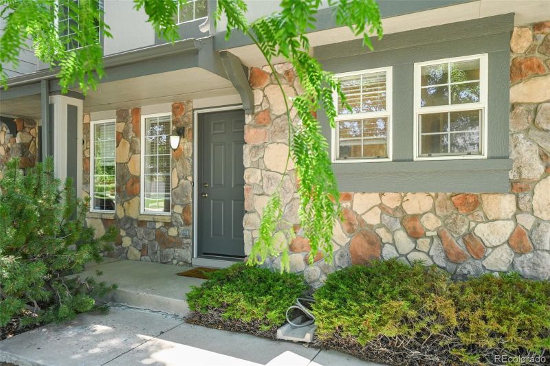 10223 Vine Ct, Thornton, CO 80229