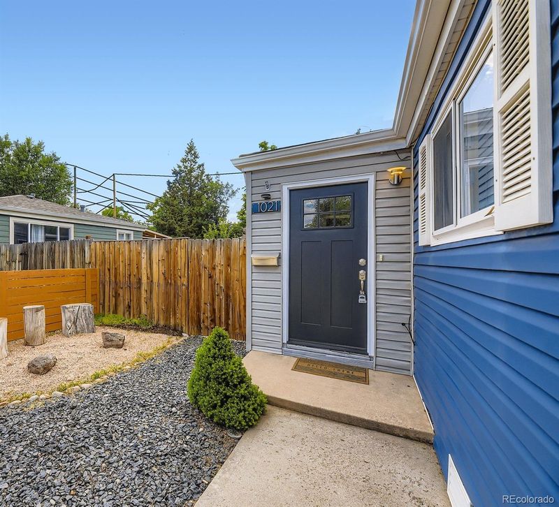 1021 Stuart St, Denver, CO 80204