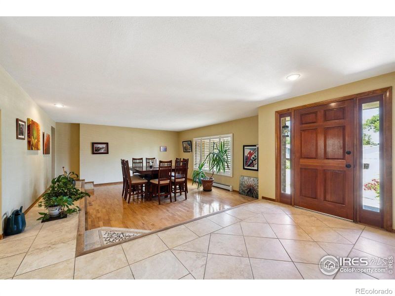 2513 Lanyon Dr, Longmont, CO 80503