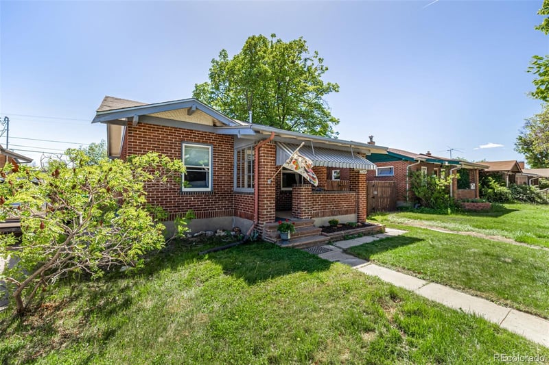 2564 S Acoma St, Denver, CO 80223
