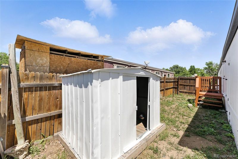 4916 E 96th Pl, Denver, CO 80229