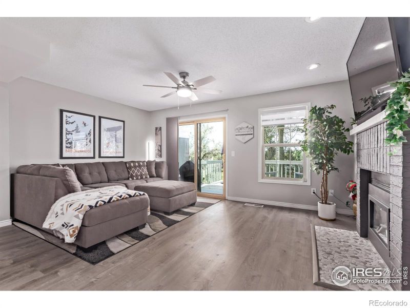 12183 W Chenango Dr, Morrison, CO 80465