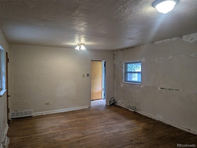 4209 Perry St, Denver, CO 80212