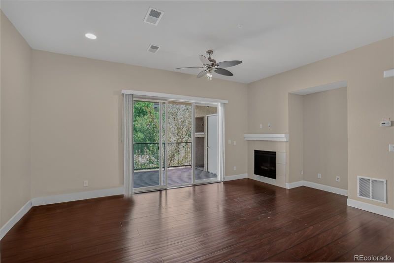 303 Inverness Way #201, Englewood, CO 80112