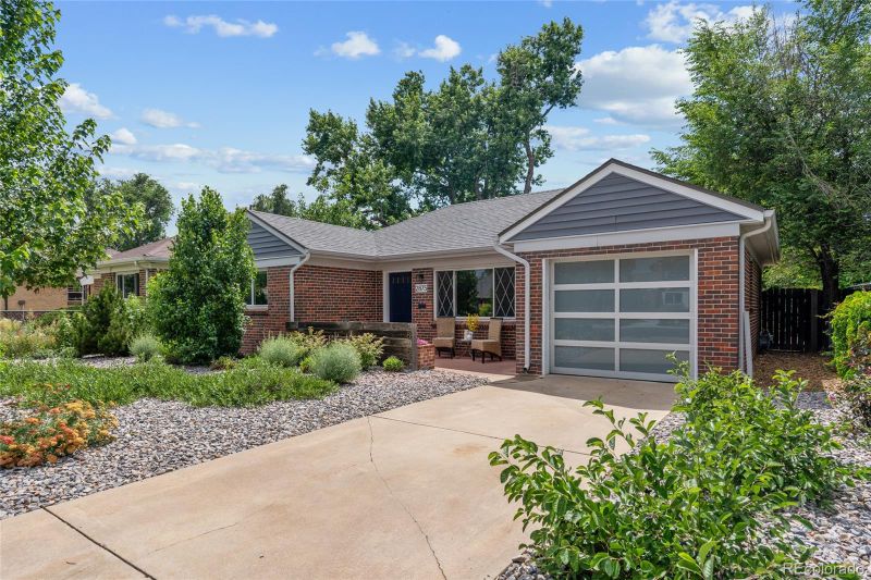 2875 Leyden St, Denver, CO 80207