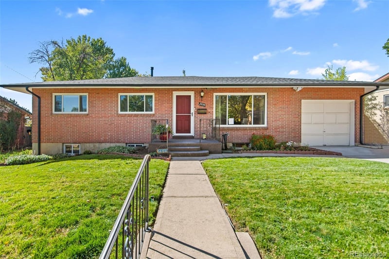 2939 S Zurich Ct, Denver, CO 80236