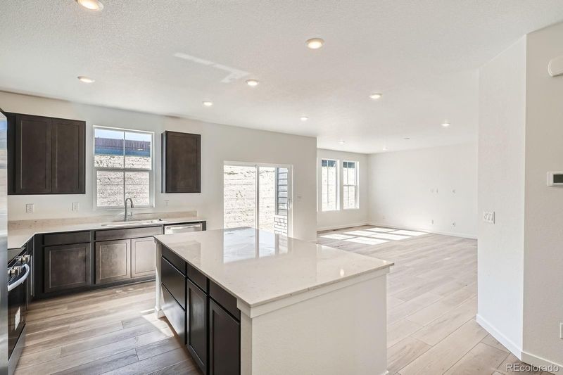 10968 Snowdon St, Parker, CO 80134