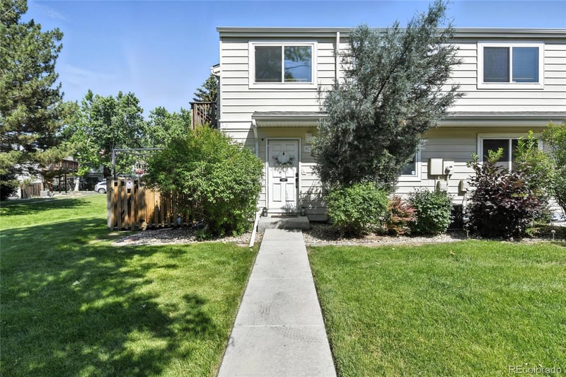 6795 E Arizona Ave #B, Denver, CO 80224