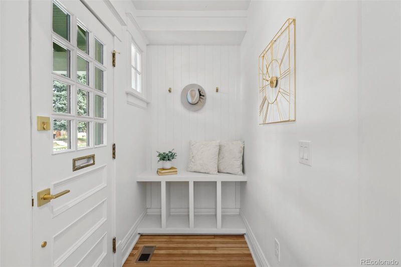 1168 Jackson St, Denver, CO 80206