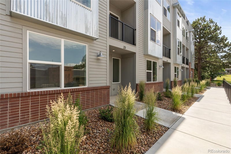 8711 E Hampden Ave #23, Denver, CO 80231