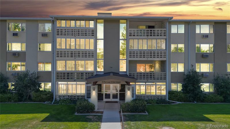 775 S Alton Way #3D, Denver, CO 80247