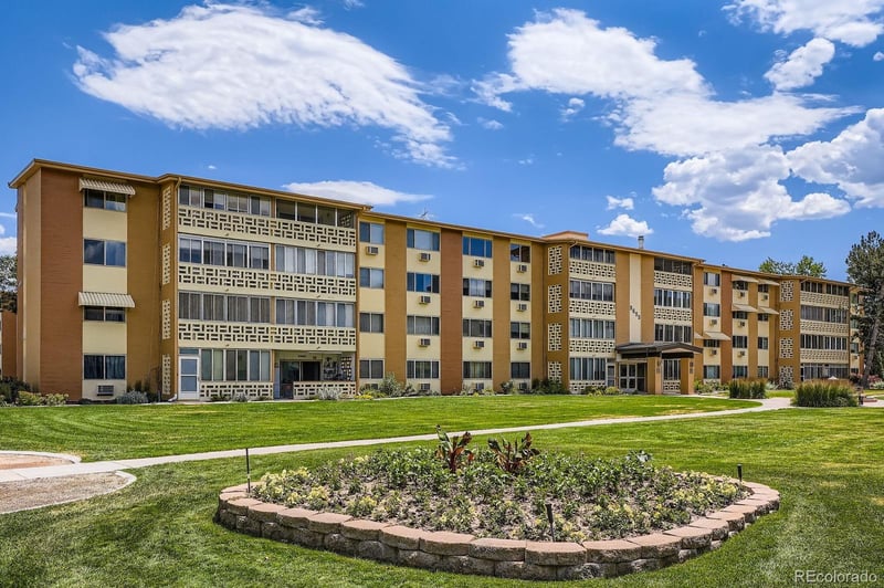 9655 E Center Ave #11D, Denver, CO 80247