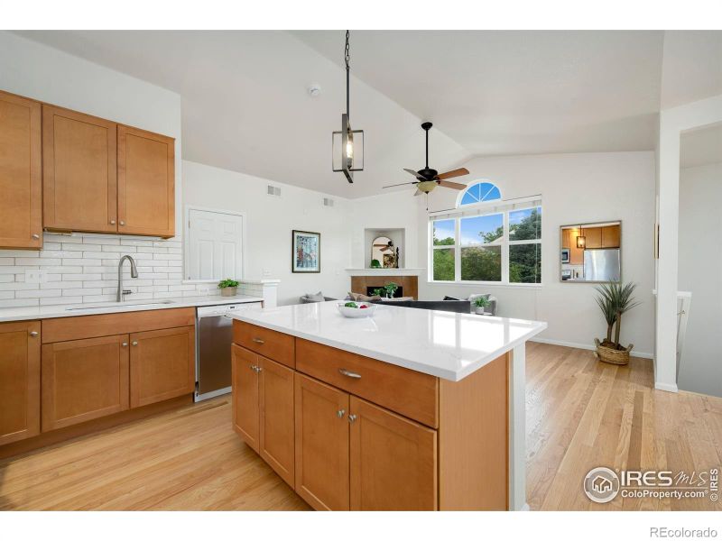 2075 Grays Peak Dr #202, Loveland, CO 80538