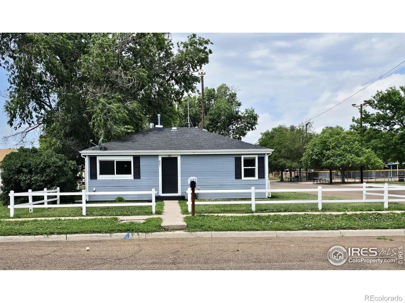 481 Birch Ave, Akron, CO 80720