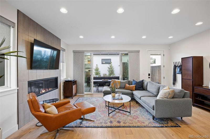 2248 S Lincoln St, Denver, CO 80210