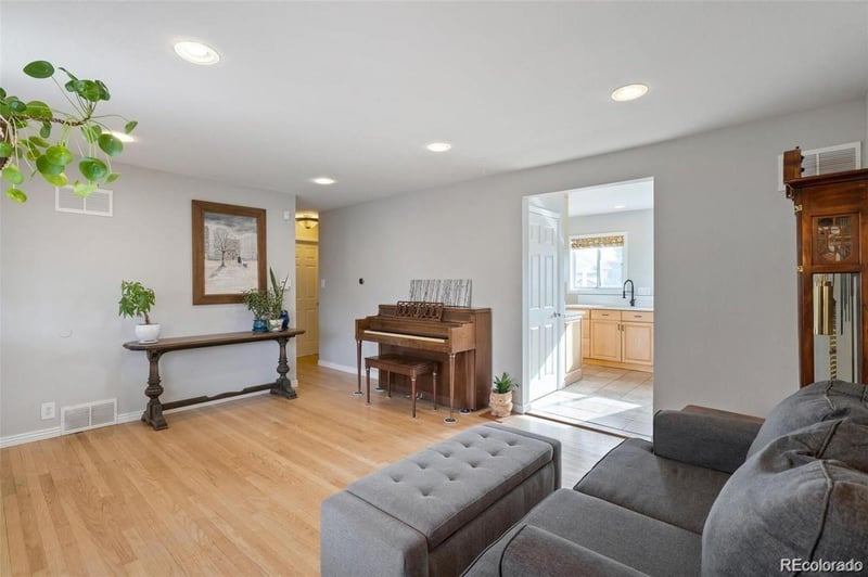 1166 Rosemary St, Denver, CO 80220