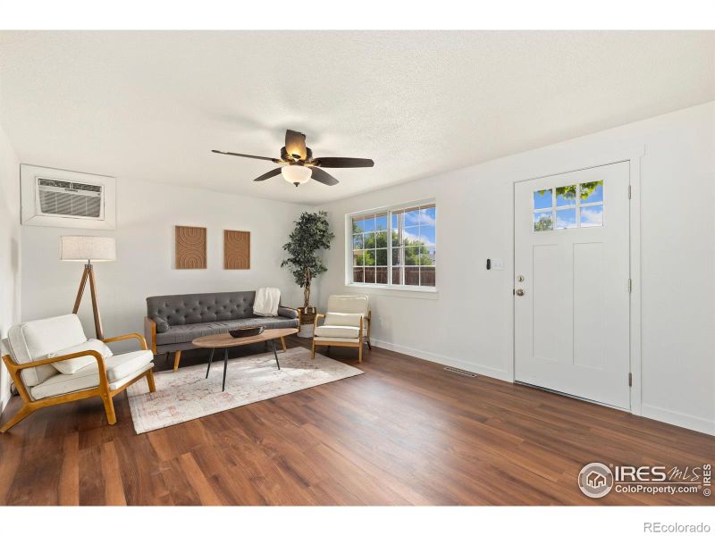 1104 Village Dr, Fort Lupton, CO 80621