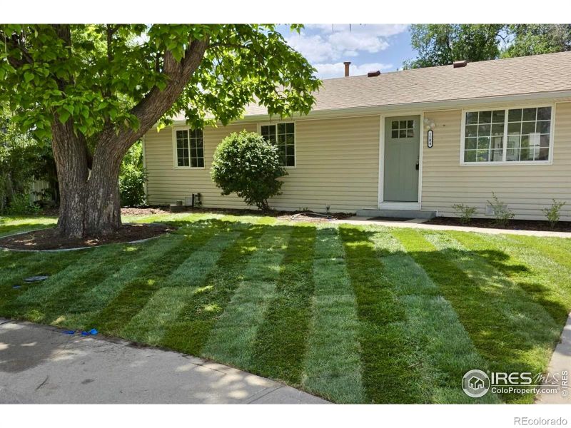 1104 Village Dr, Fort Lupton, CO 80621