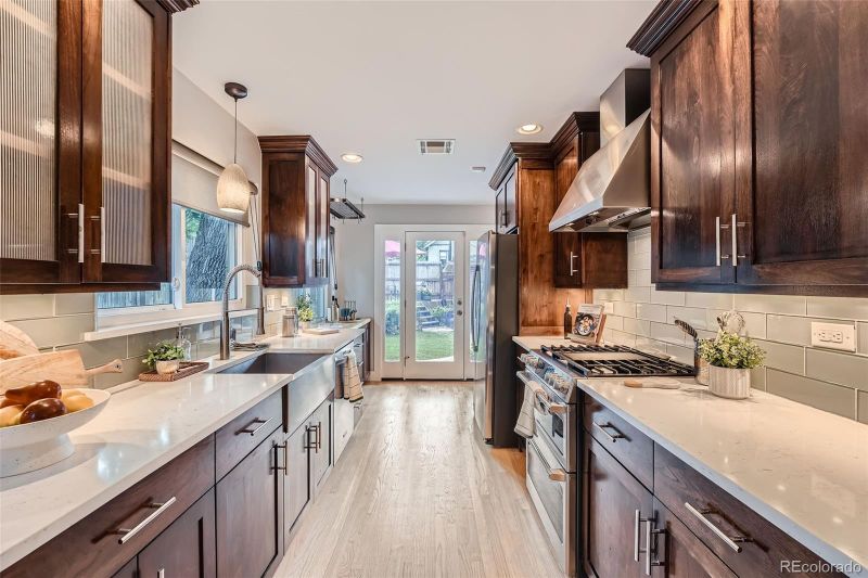 3530 E 8th Ave, Denver, CO 80206