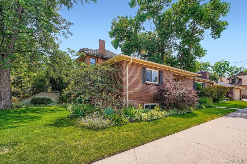 3530 E 8th Ave, Denver, CO 80206
