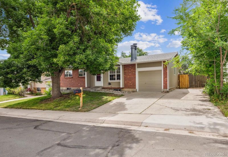 9054 Dover St, Westminster, CO 80021