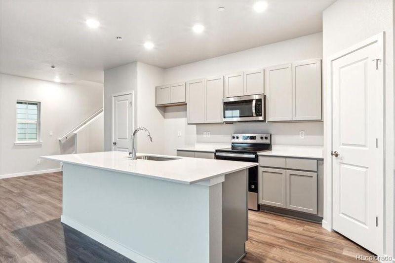 18998 E 94th Pl, Commerce City, CO 80022