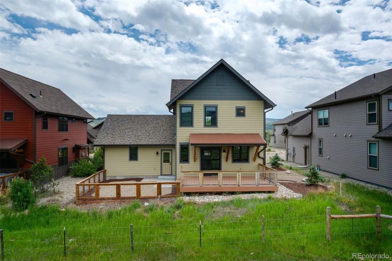 250 Elk Track Cir, Granby, CO 80446