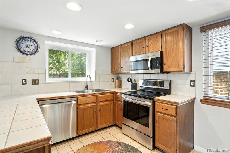 8468 S Upham Way, Littleton, CO 80128