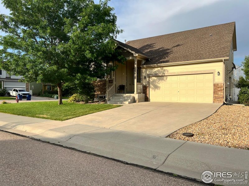307 Sycamore Ave, Johnstown, CO 80534