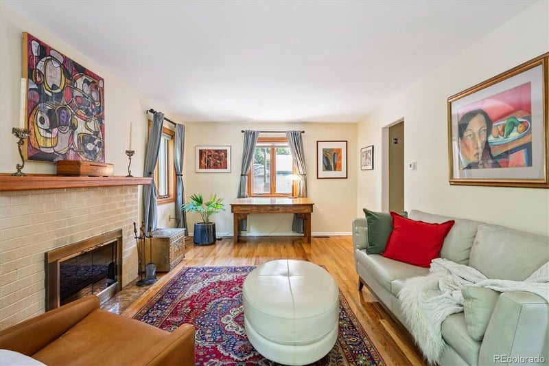 2090 Bellaire St, Denver, CO 80207