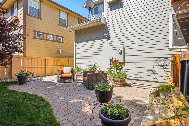 3037 Woodbriar Dr, Highlands Ranch, CO 80126