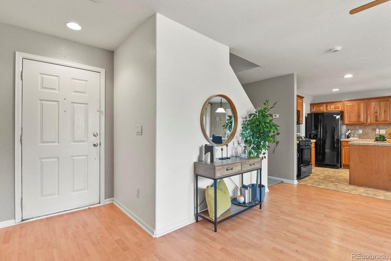 5453 S Quatar Ct, Aurora, CO 80015