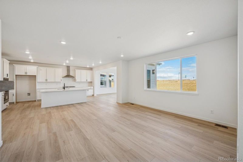 6381 Hidden River Ave, Loveland, CO 80538