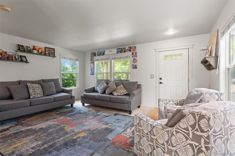 9272 E 108th Ave, Commerce City, CO 80640
