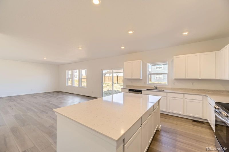 15265 Milwaukee St, Thornton, CO 80602
