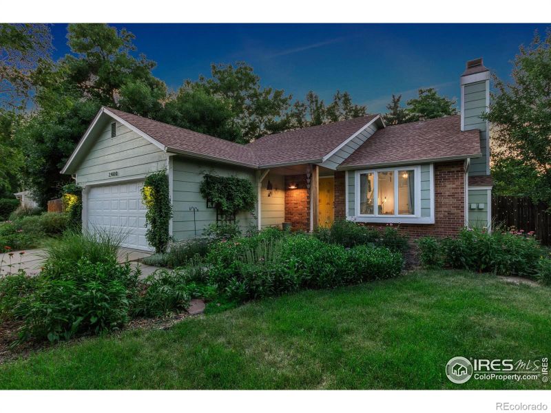 2400 Arctic Fox Dr, Fort Collins, CO 80525